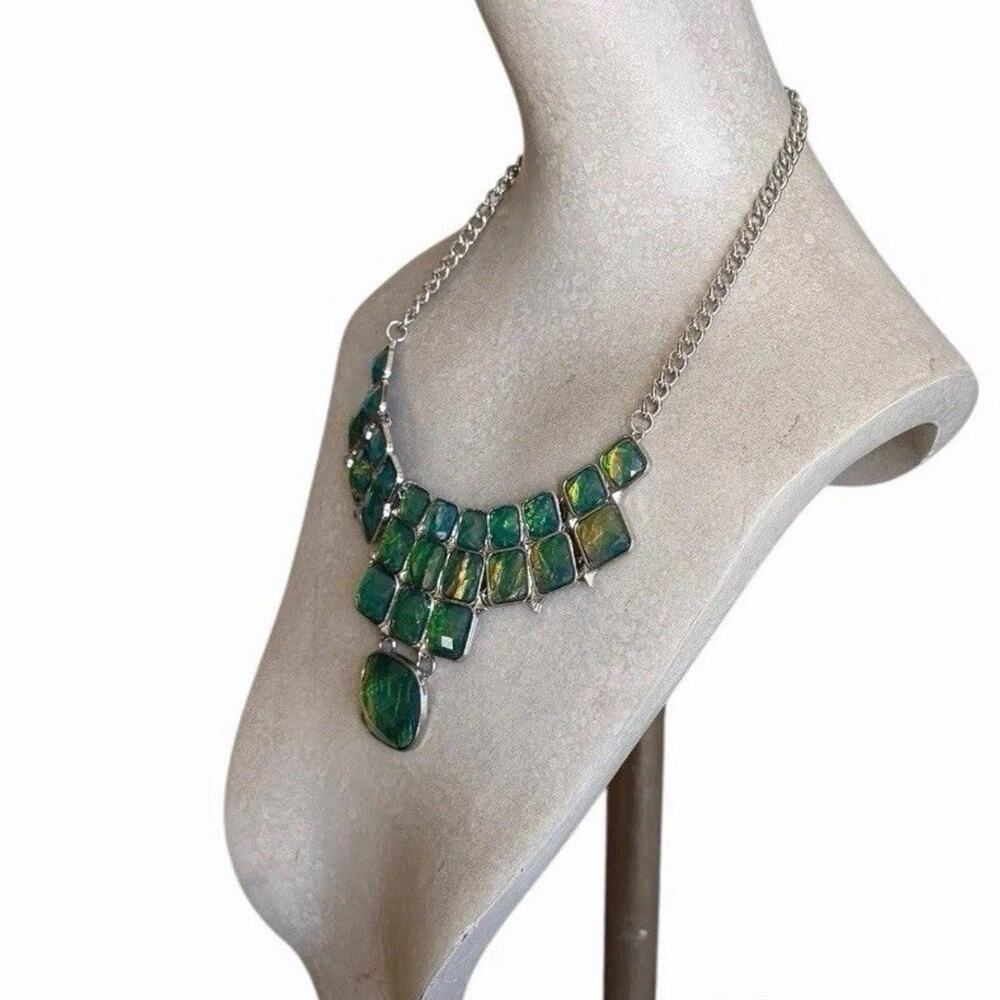 Iridescent Green Statement Bib Necklace Chunky Geometric Silver Tone Boho - Picture 5 of 7